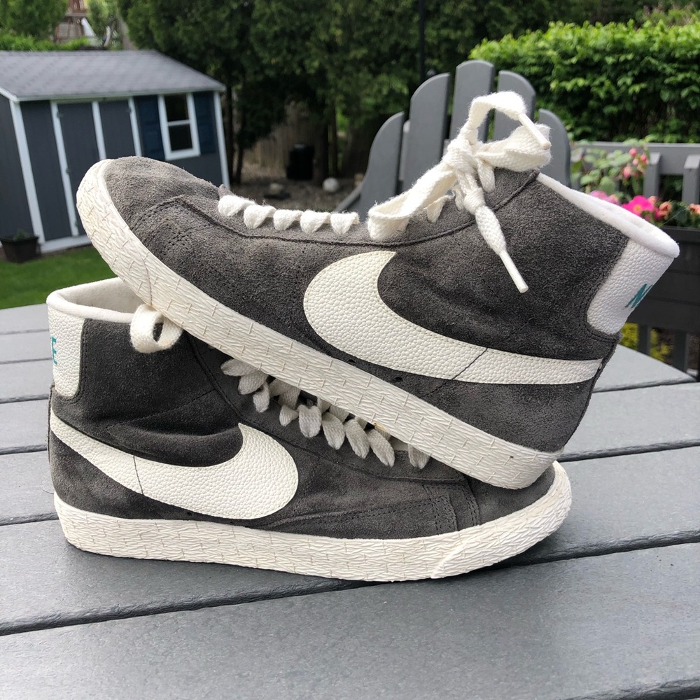 Nike Men’s Gray Suede High-Top Sneakers with White Swoosh